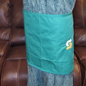 NWOT SUBWAY APRON